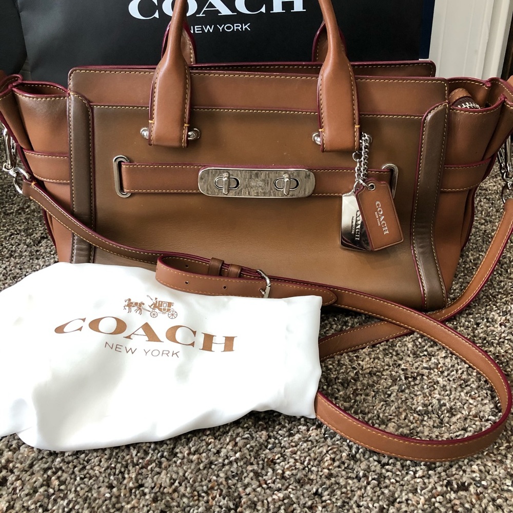 Authentic Coach Swagger Bag